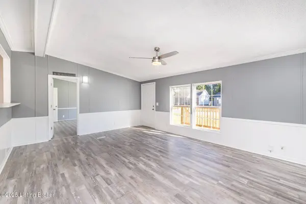 6900 James Madison WAY, Louisville, KY 40272