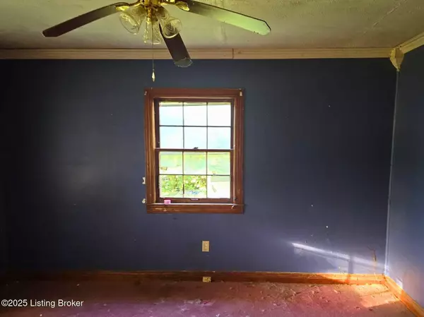 6311 Chenoweth Run Rd, Louisville, KY 40299