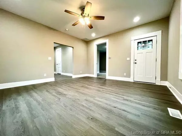 702 O ST, Bedford, IN 47421