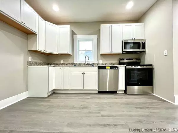 702 O ST, Bedford, IN 47421