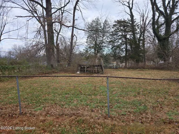 2207 Rockford Ln, Louisville, KY 40216