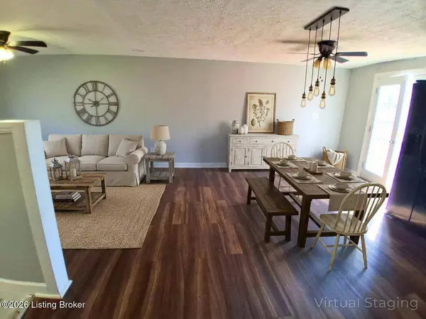 4608 Mud Ln, Louisville, KY 40229