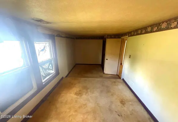 407 Wilson Creek Rd, Coxs Creek, KY 40013