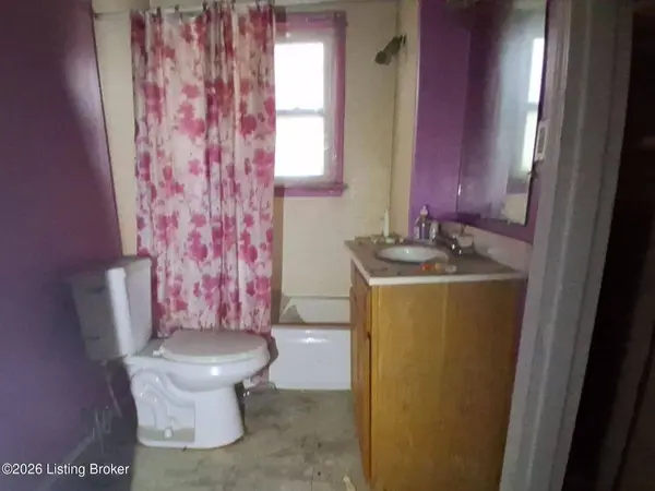 839 S 37th St, Louisville, KY 40211