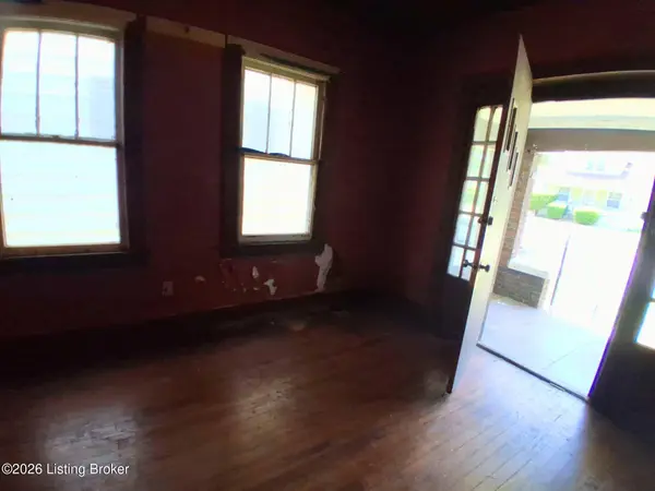 4225 Vermont Ave, Louisville, KY 40211