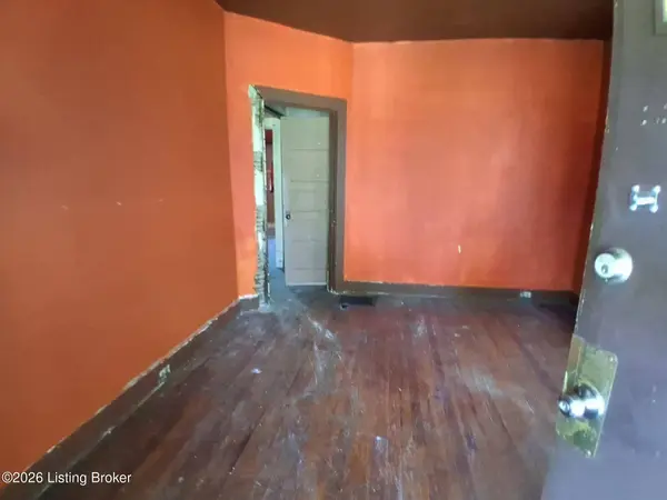 4225 Vermont Ave, Louisville, KY 40211