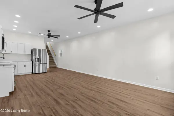 938 E Oak St, Louisville, KY 40204