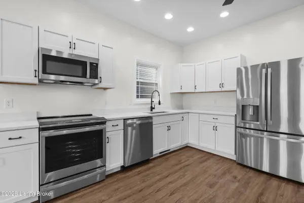938 E Oak St, Louisville, KY 40204