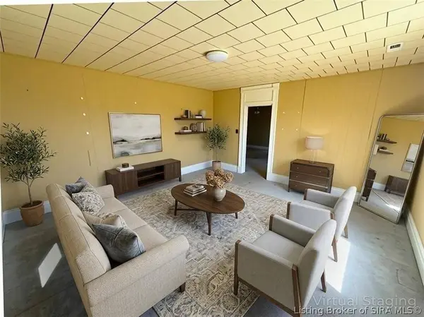 35 N McKinley ST, Campbellsburg, IN 47108