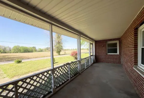 110 W Pierson Street, Fredonia, KY 42411