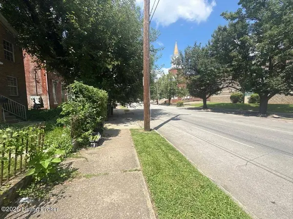 1714 W Chestnut St, Louisville, KY 40203