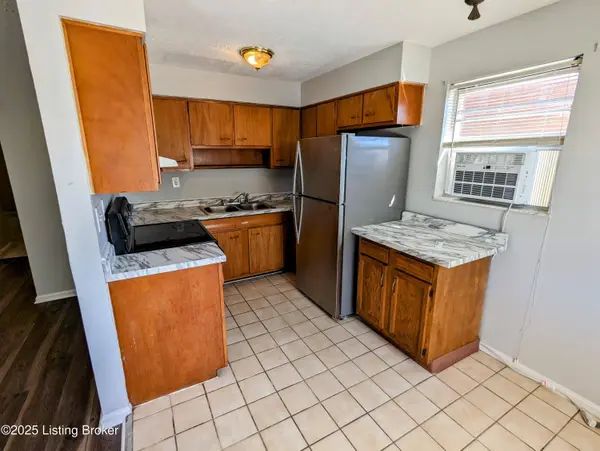 3523 Georgetown Pl, Louisville, KY 40215