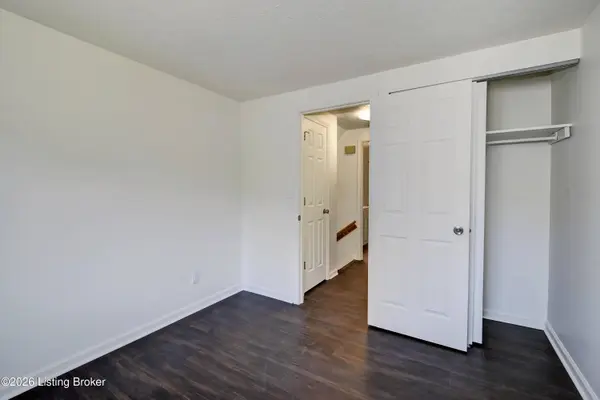 9310 Plumwood Pl, Crestwood, KY 40014