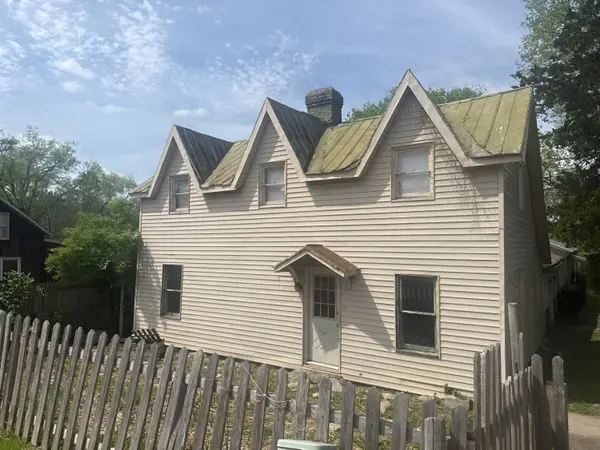 2015 Old Main Street