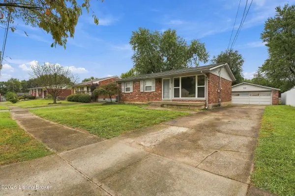 9210 Fawnridge Pl, Louisville, KY 40229