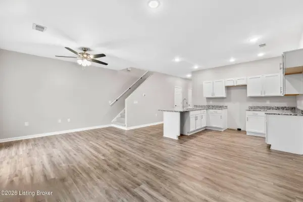 3205 Maldon Ct, Louisville, KY 40216