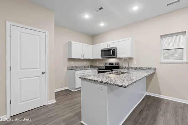 3207 Maldon Ct, Louisville, KY 40216