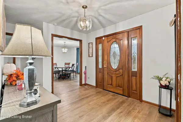 181 Jasper Ln, Mt Washington, KY 40047