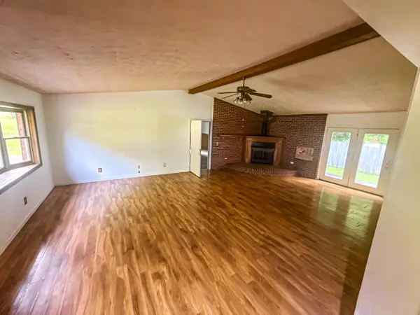 2101 Town Hill Road, Jackson, KY 41339
