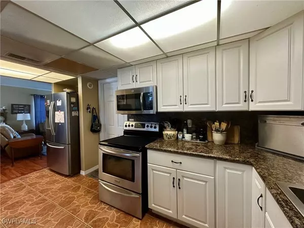 4796 Harbour Cay BLVD, Fort Myers, FL 33919