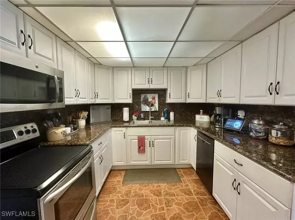 4796 Harbour Cay BLVD, Fort Myers, FL 33919