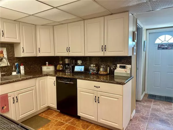 4796 Harbour Cay BLVD, Fort Myers, FL 33919