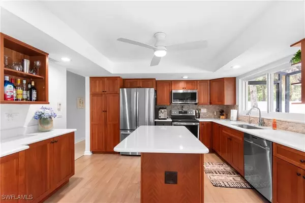 18381 Panther Trail LN, North Fort Myers, FL 33917