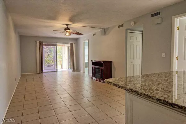 1100 Pondella RD #807, Cape Coral, FL 33909