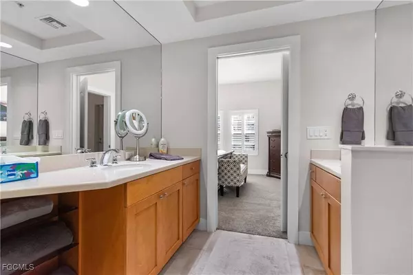 2110 W 1st ST #101, Fort Myers, FL 33901