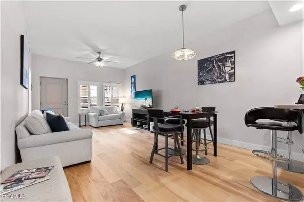 2110 W 1st ST #101, Fort Myers, FL 33901