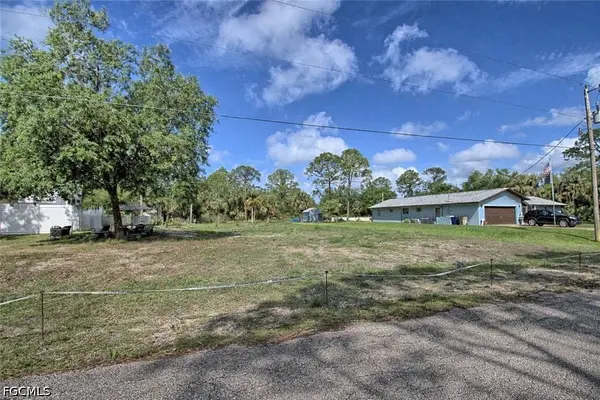 613 Cleveland AVE, Lehigh Acres, FL 33972