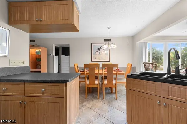 7400 College Pkwy #2D, Fort Myers, FL 33907