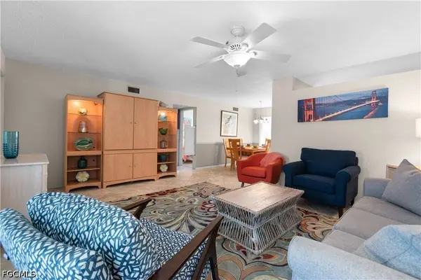 7400 College Pkwy #2D, Fort Myers, FL 33907