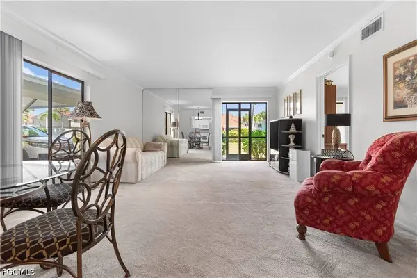 9627 Eaton Gardens LN #101, Fort Myers, FL 33919