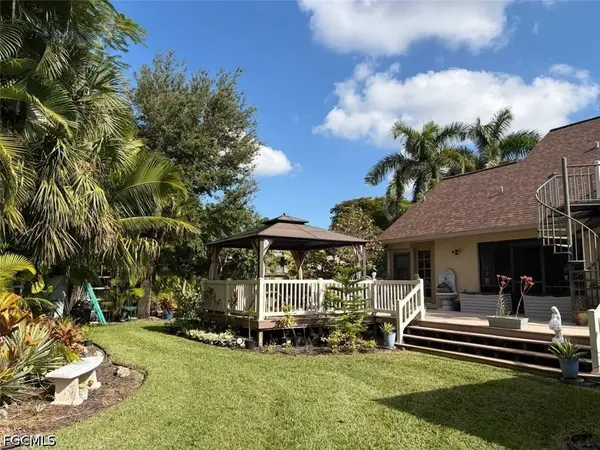 12501 Barrington CT, Fort Myers, FL 33908