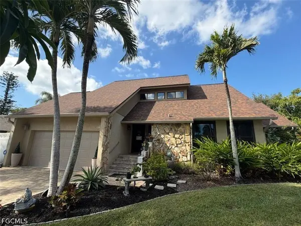 12501 Barrington CT, Fort Myers, FL 33908