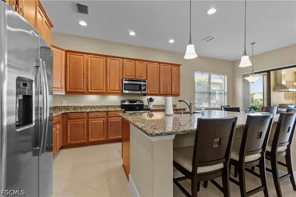 9292 Isla Bella CIR, Bonita Springs, FL 34135