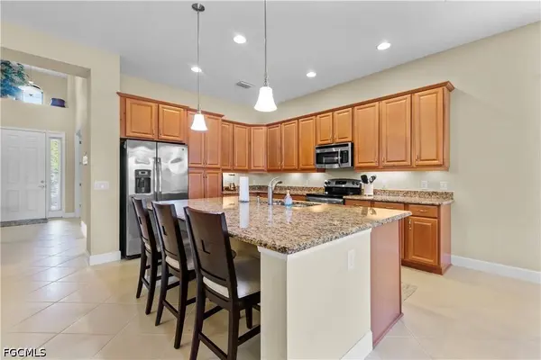 9292 Isla Bella CIR, Bonita Springs, FL 34135