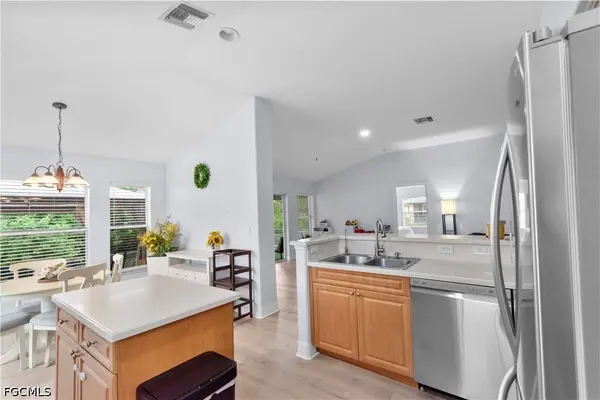 424 La Perouse ST, Lehigh Acres, FL 33974