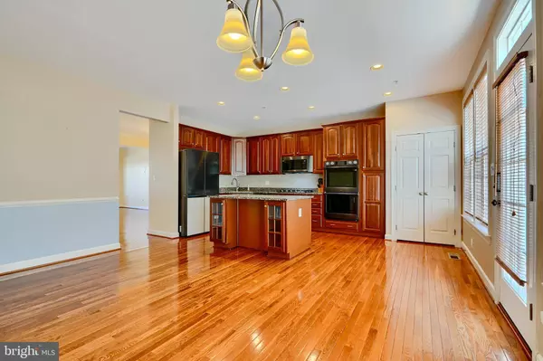 7570 MAIDEN HEAD DR, Hanover, MD 21076