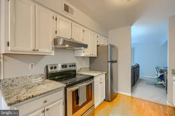 239 CHARLESTON CT, La Plata, MD 20646