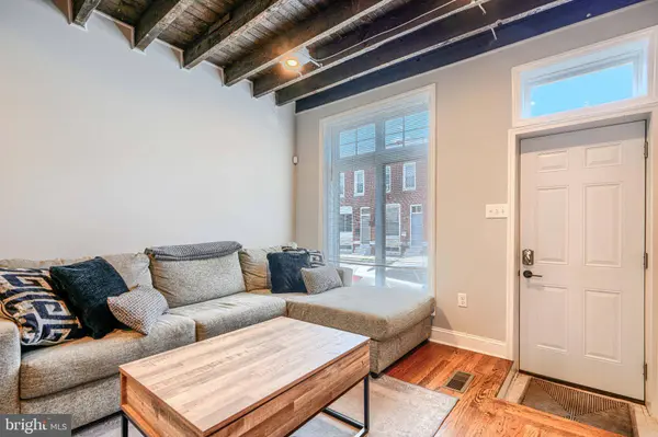 328 S BOULDIN ST, Baltimore, MD 21224