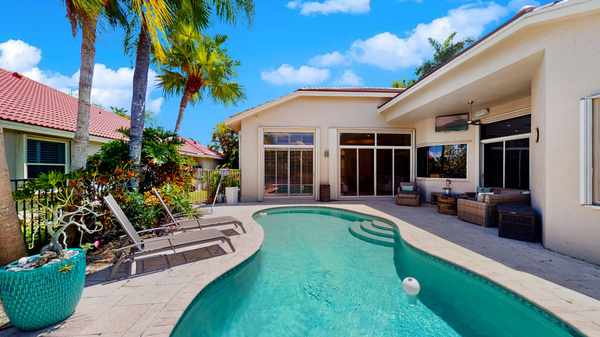 1136 Ginger Cir, Weston, FL 33326-3626