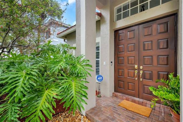 4288 Diamond Ter, Weston, FL 33331