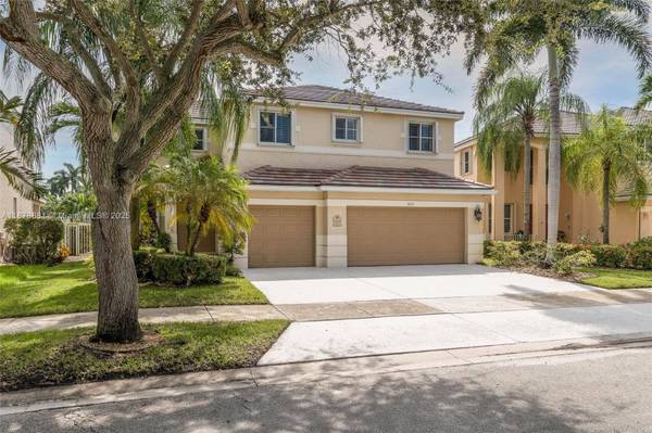 3844 W Falcon Ridge Cir, Weston, FL 33331