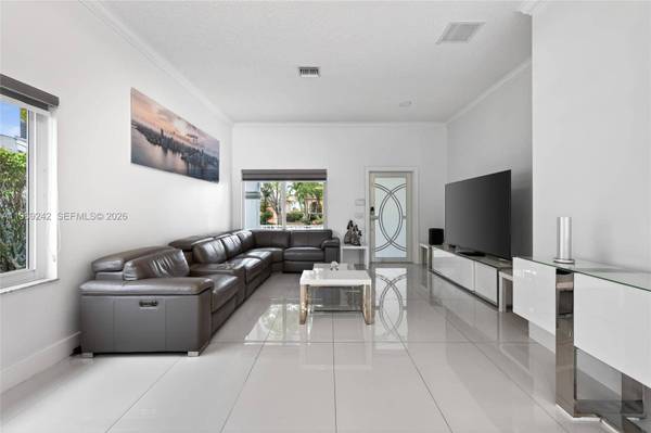 4115 Sabal Ridge Cir, Weston, FL 33331