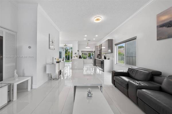 4115 Sabal Ridge Cir, Weston, FL 33331