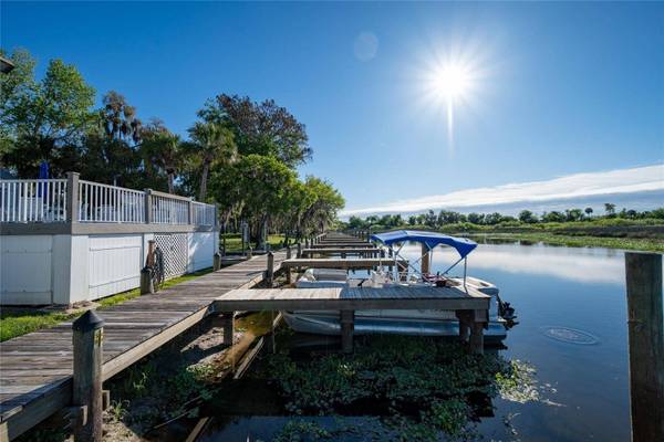 239 RIVER VILLAGE DR, Debary, FL 32713