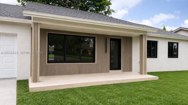 8668 SW 50th St, Cooper City, FL 33328