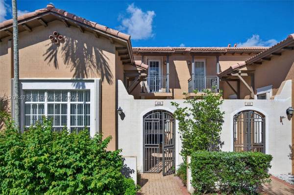 628 SW 147th Ter, Pembroke Pines, FL 33027